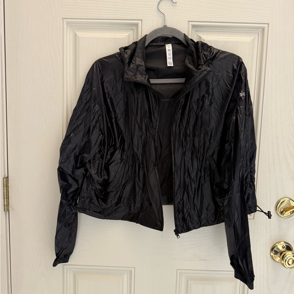 Alo Yoga Sprinter Windbreaker jacket - Picture 2 of 6